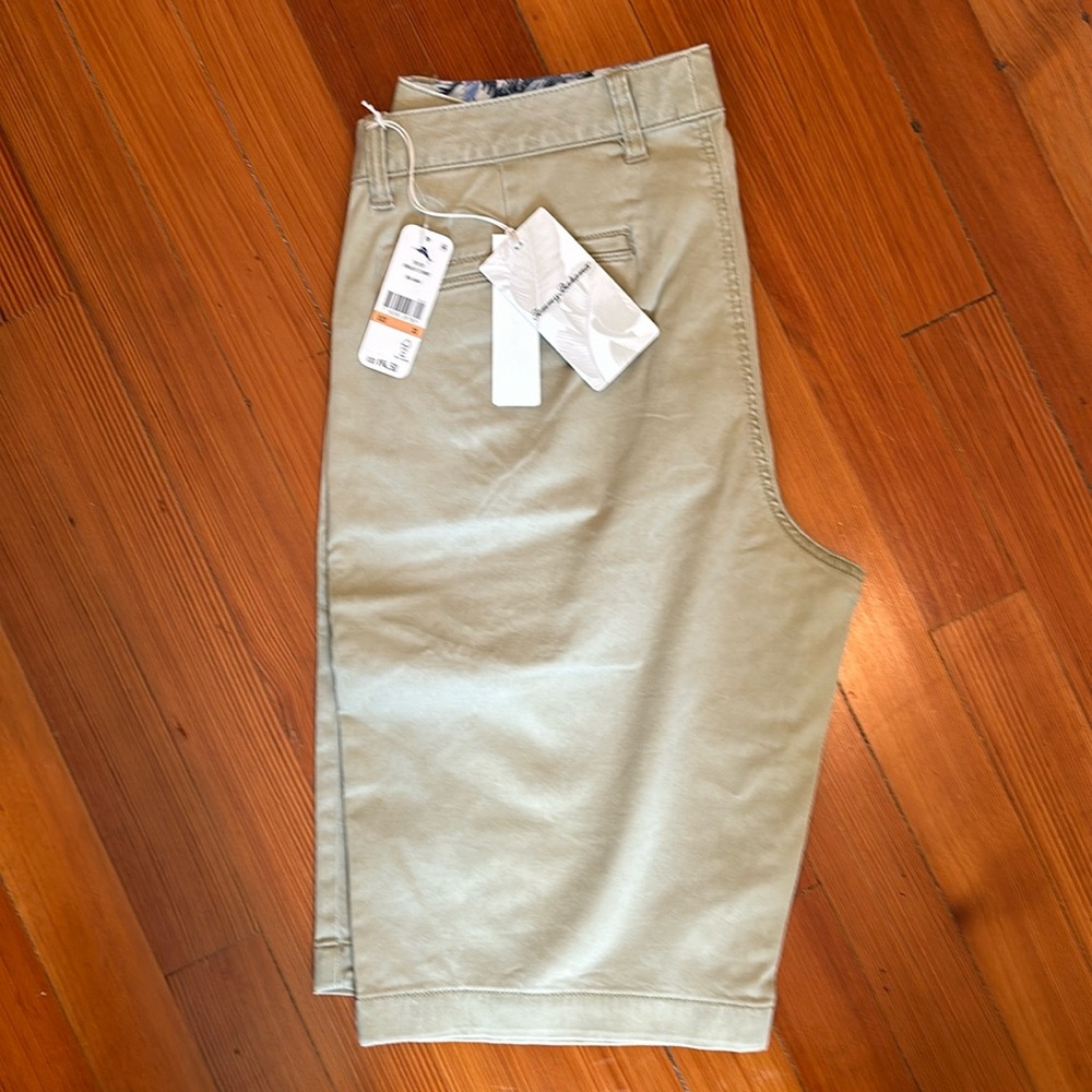 Tommy Bahama Boracay Shorts 33 NWT